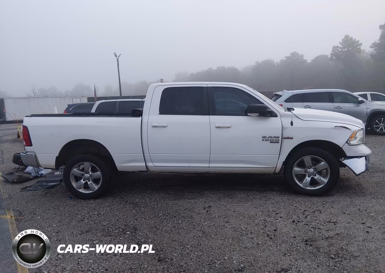 2019 Ram 1500 Classic Big Horn 4X4 6'4 Box VIN:1C6RR7TTXKS556309 - 14