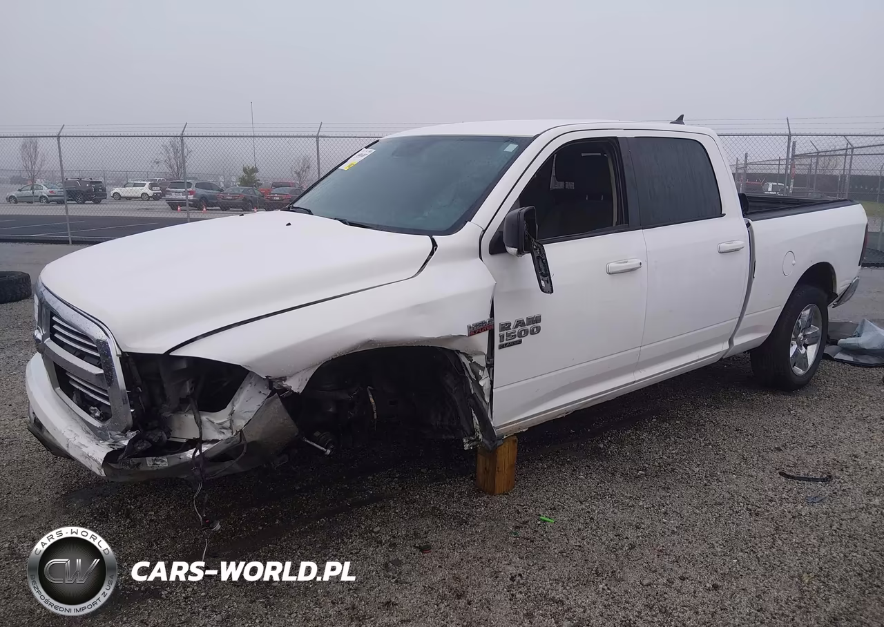 2019 Ram 1500 Classic Big Horn 4X4 6'4 Box VIN:1C6RR7TTXKS556309 - 2