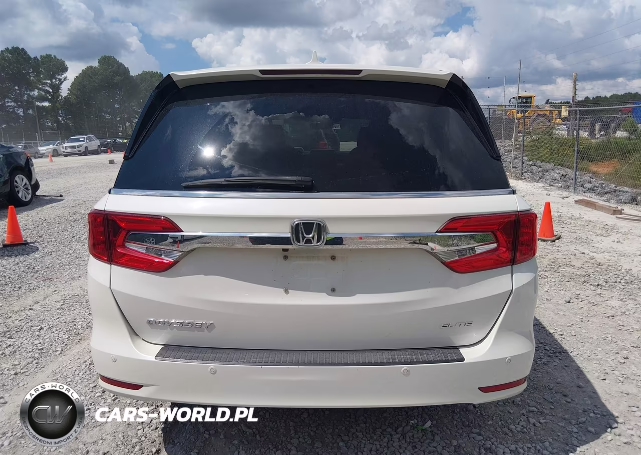 2019 Honda Odyssey Elite VIN:5FNRL6H96KB053181 - 16