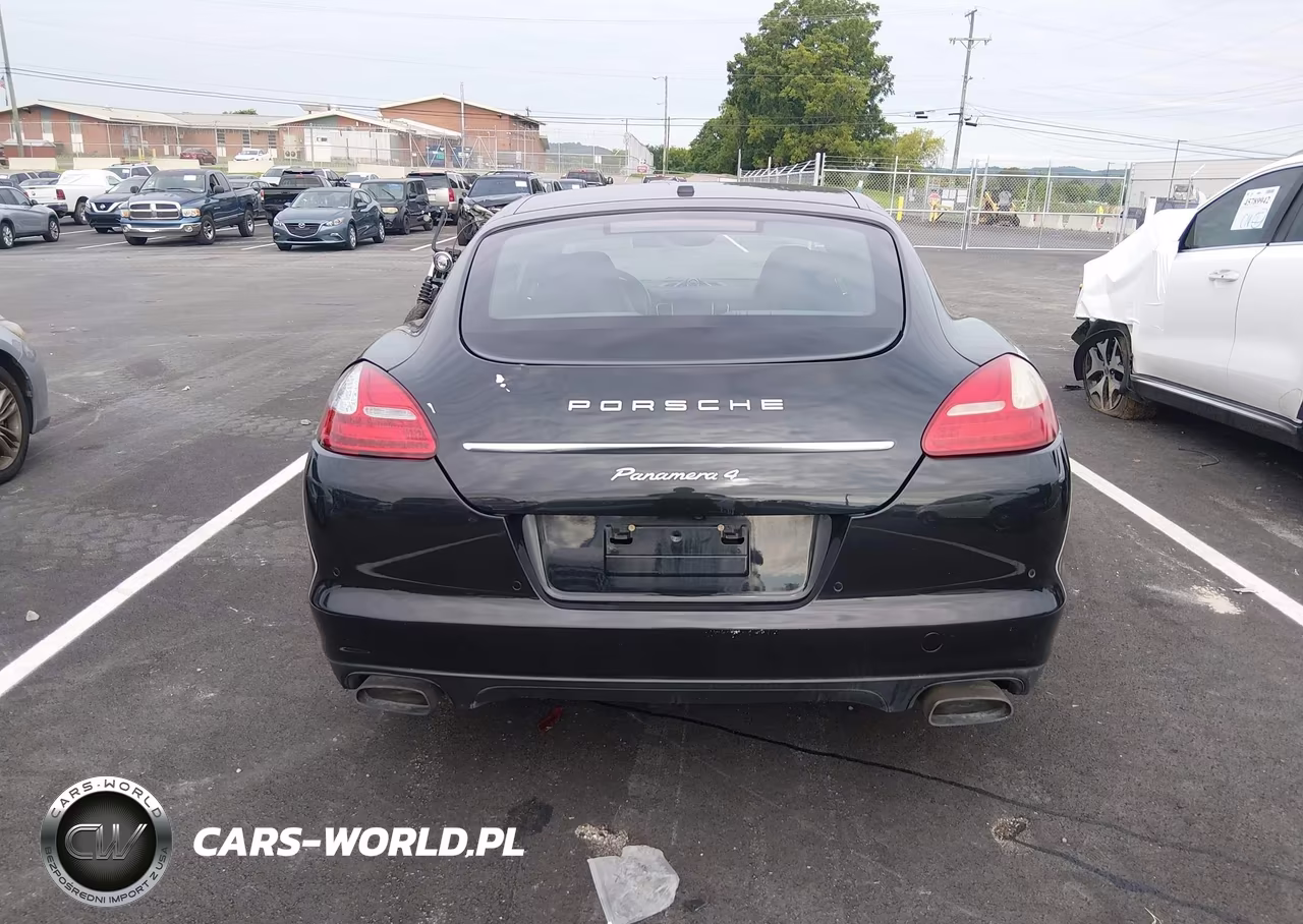 2011 Porsche Panamera 2 VIN:WP0AA2A71BL013592 - 16