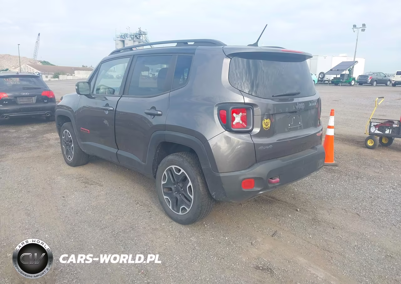 2017 Jeep Renegade Trailhawk VIN:ZACCJBCB8HPG50655 - 3