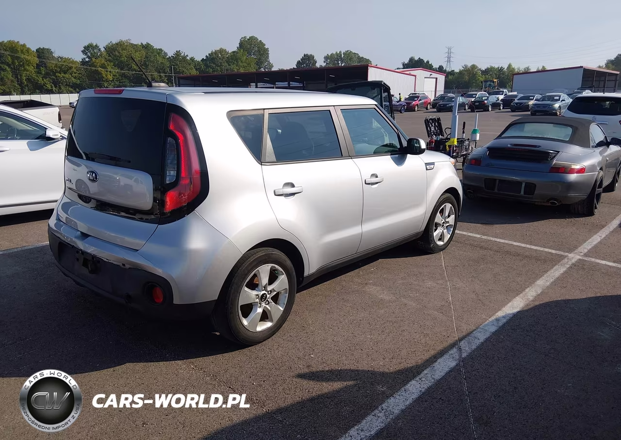 2017 Kia Soul VIN:KNDJN2A23H7438032 - 4