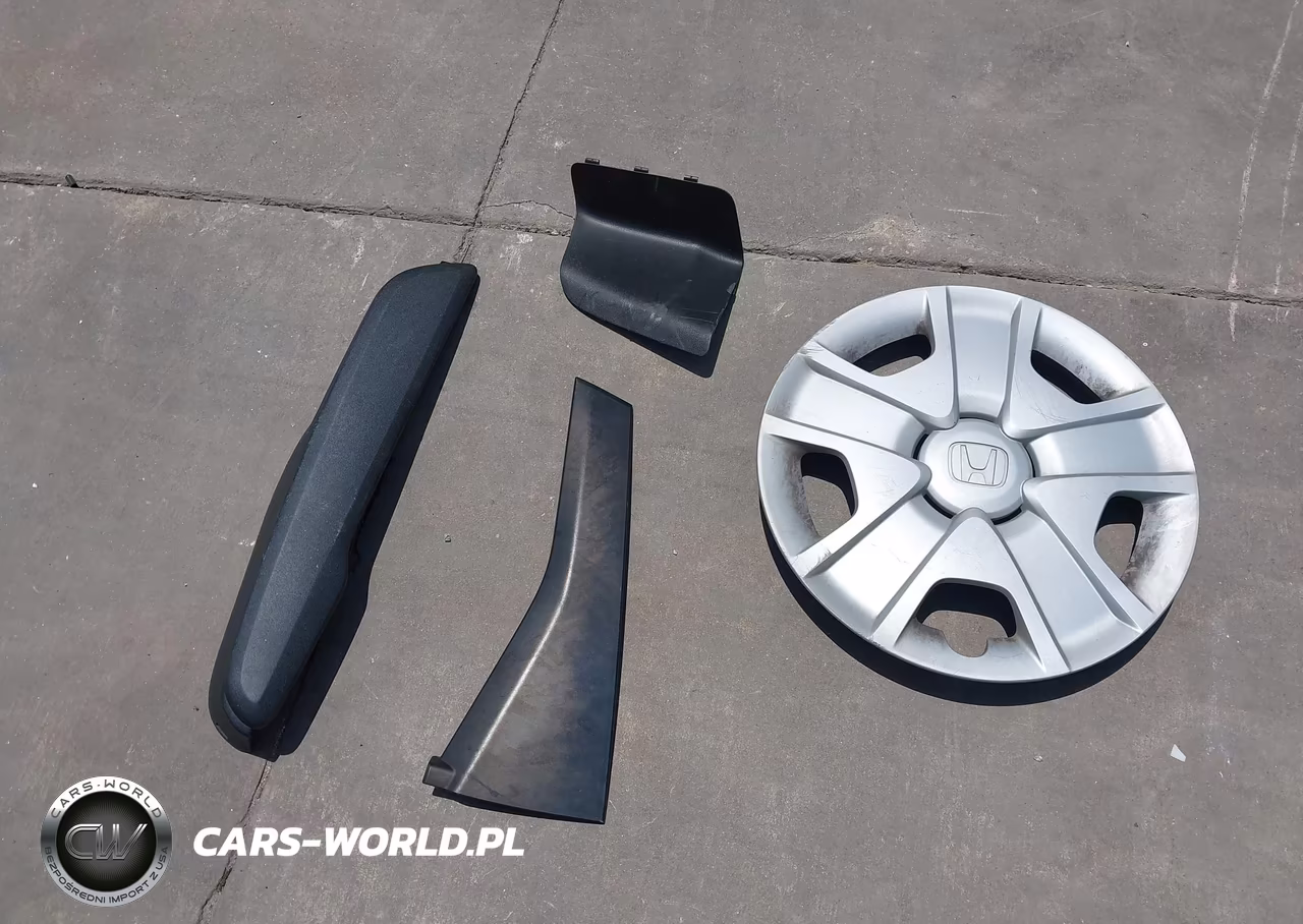 2013 Honda Fit VIN:JHMGE8H30DC058464 - 12
