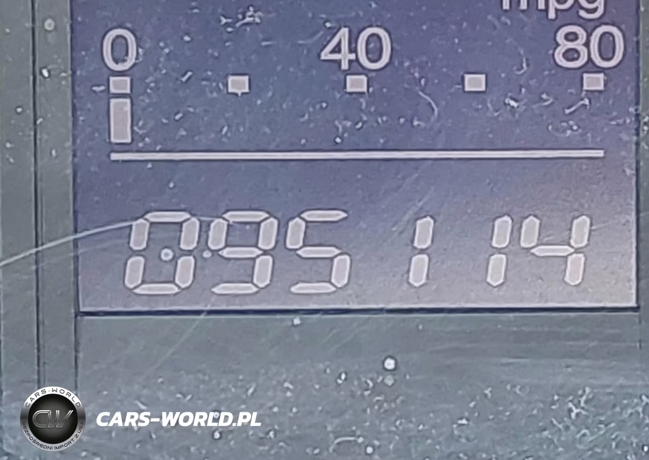 2013 Honda Fit VIN:JHMGE8H30DC058464 - 16