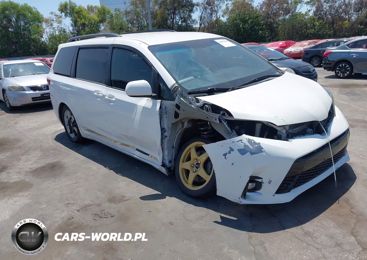 2015 Toyota Sienna Le 8 Passenger – zdjęcie 1 z 16