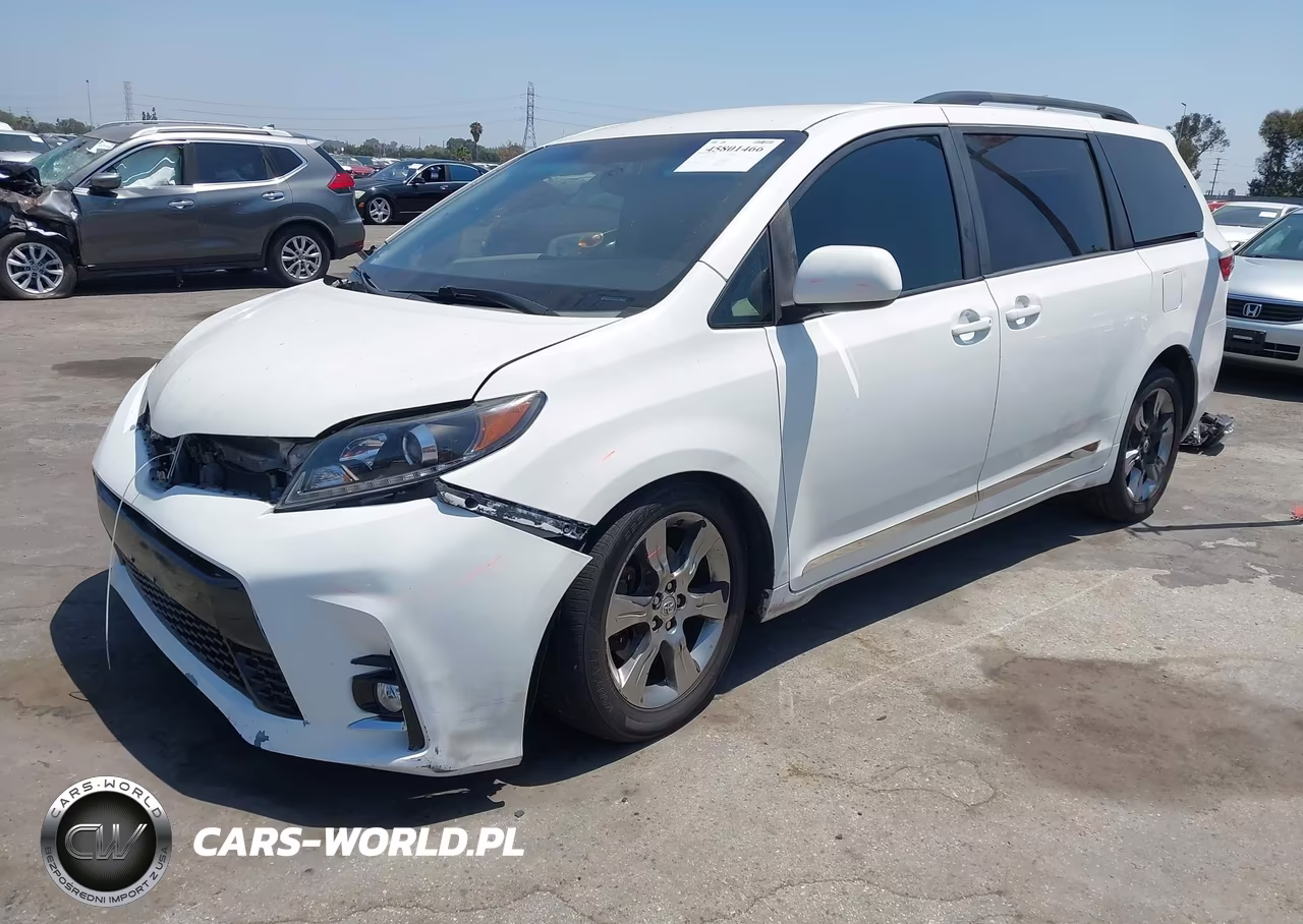 2015 Toyota Sienna Le 8 Passenger VIN:5TDKK3DC1FS573987 - 2