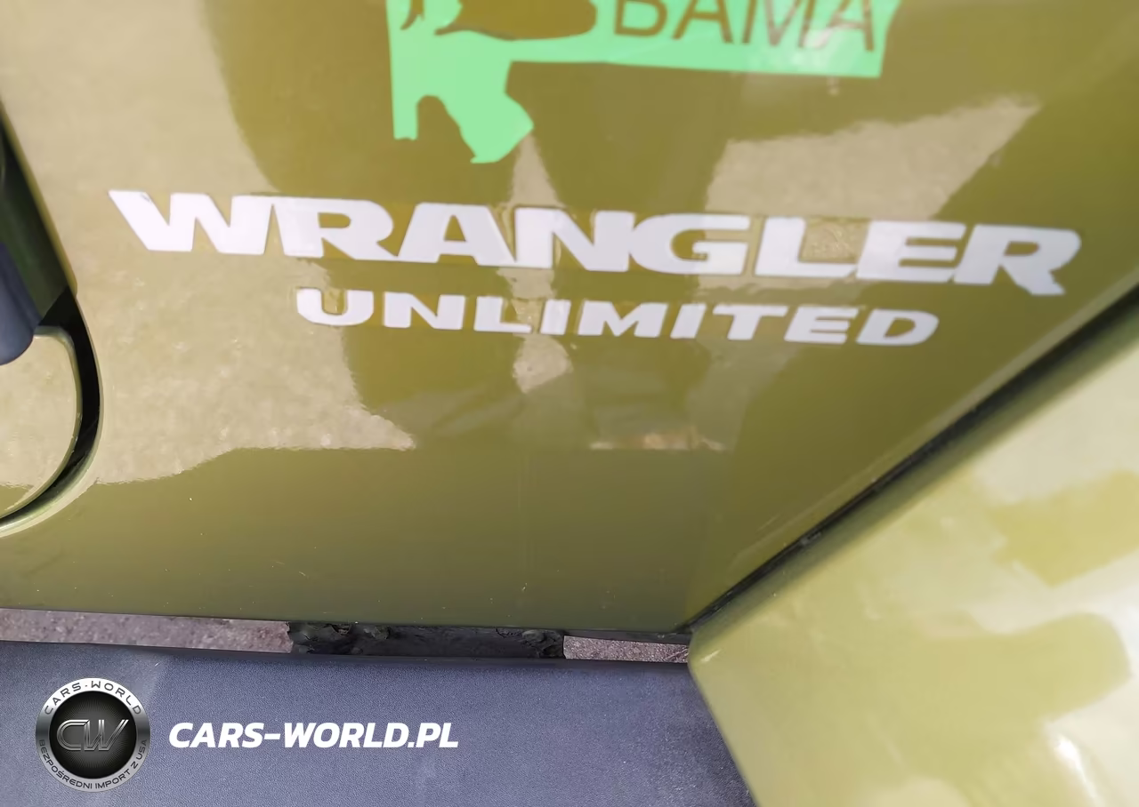 2007 Jeep Wrangler Unlimited Sahara VIN:1J4GA59157L155747 - 6