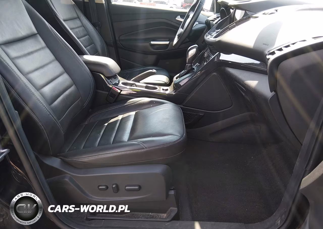 2016 Ford Escape Titanium VIN:1FMCU9JX3GUC00726 - 5