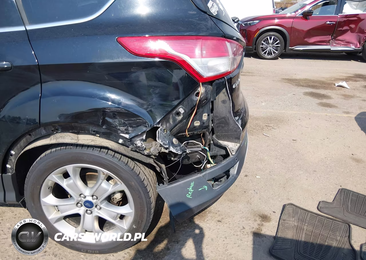 2016 Ford Escape Titanium VIN:1FMCU9JX3GUC00726 - 6