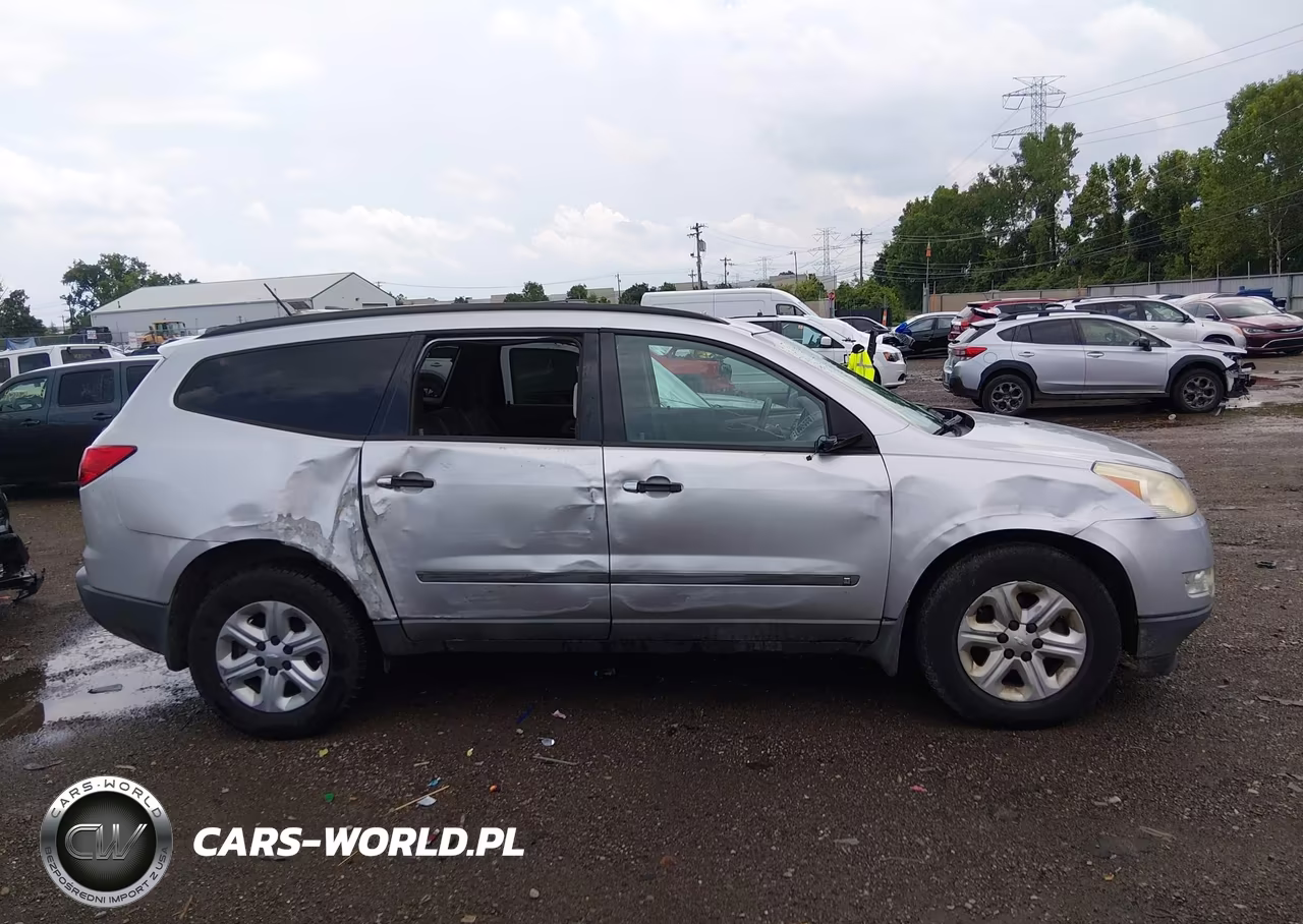 2009 Chevrolet Traverse Ls VIN:1GNEV13D39S176450 - 12