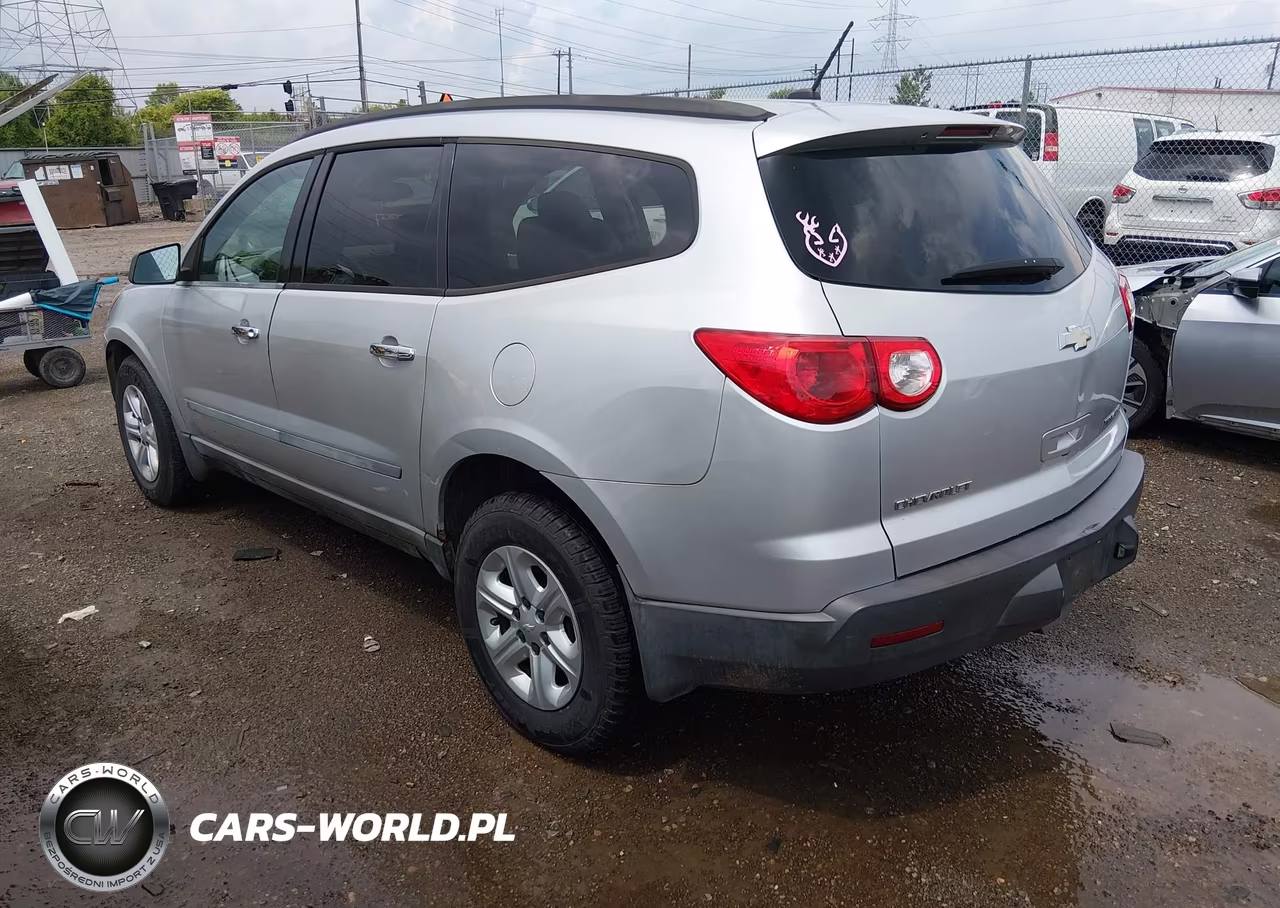 2009 Chevrolet Traverse Ls VIN:1GNEV13D39S176450 - 3