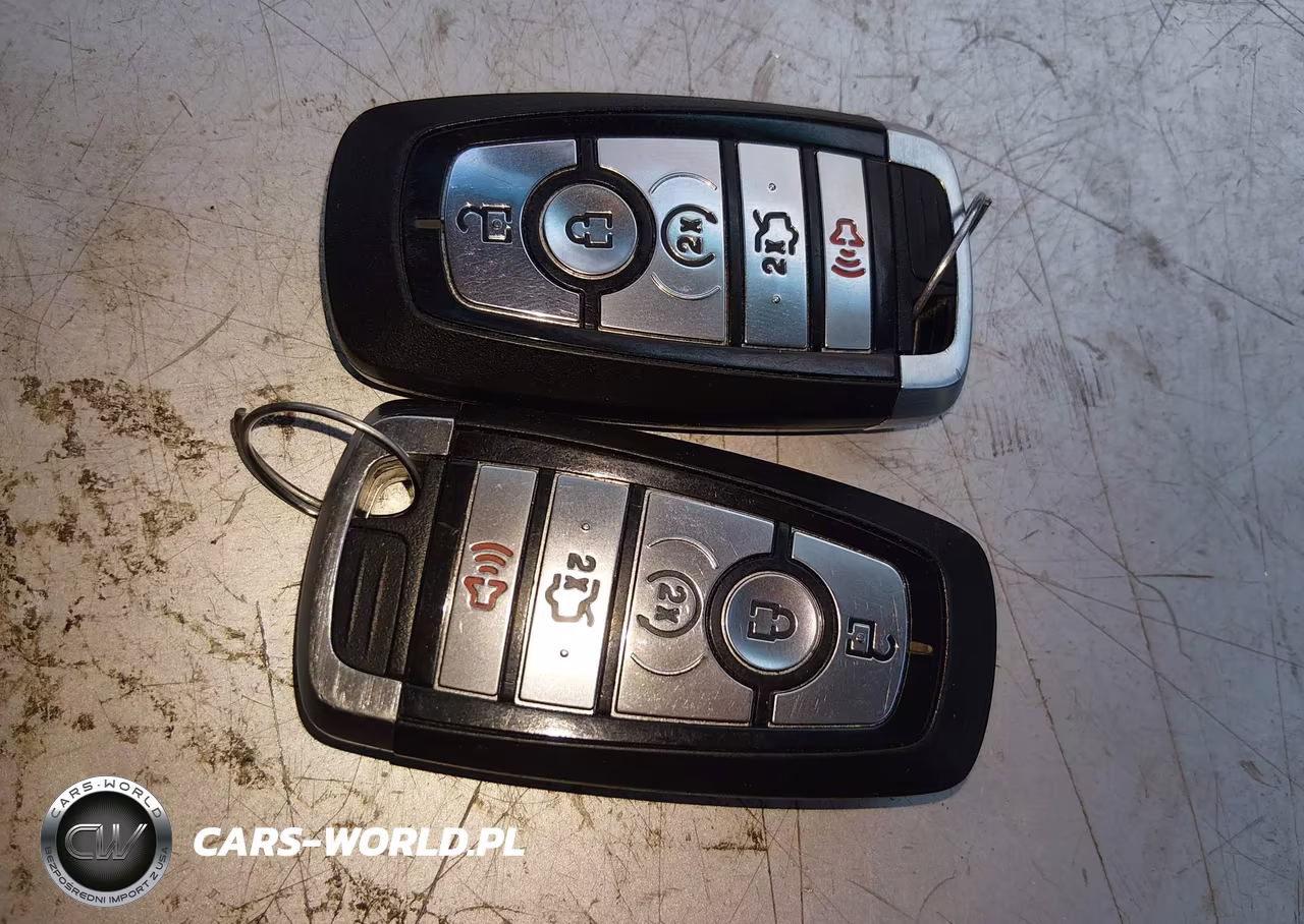 2019 Ford Fusion Hybrid Titanium VIN:3FA6P0RU1KR176477 - 11