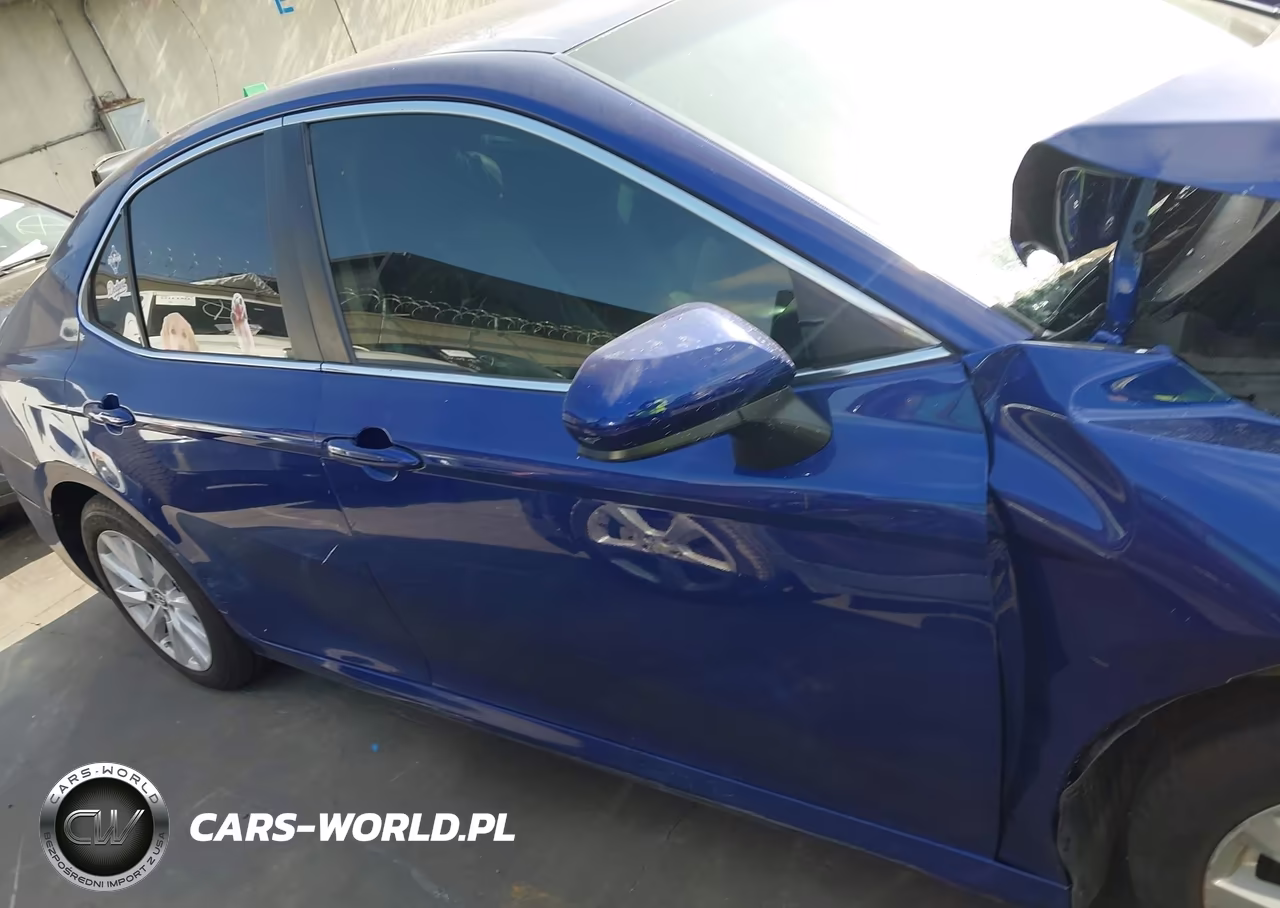 2018 Toyota Camry Le VIN:4T1B11HK5JU591403 - 13