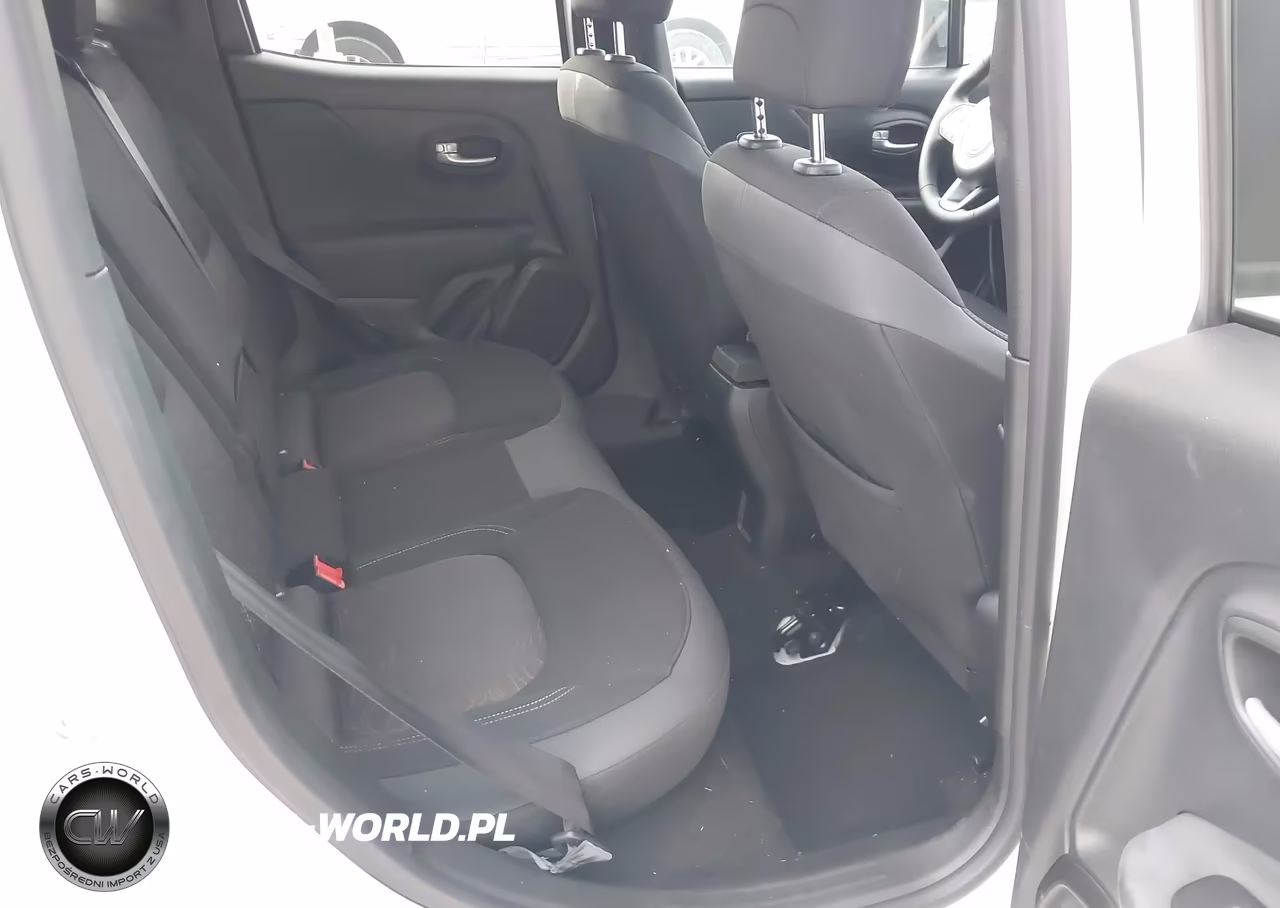 2023 Jeep Renegade Upland 4X4 VIN:ZACNJDB14PPP71188 - 8