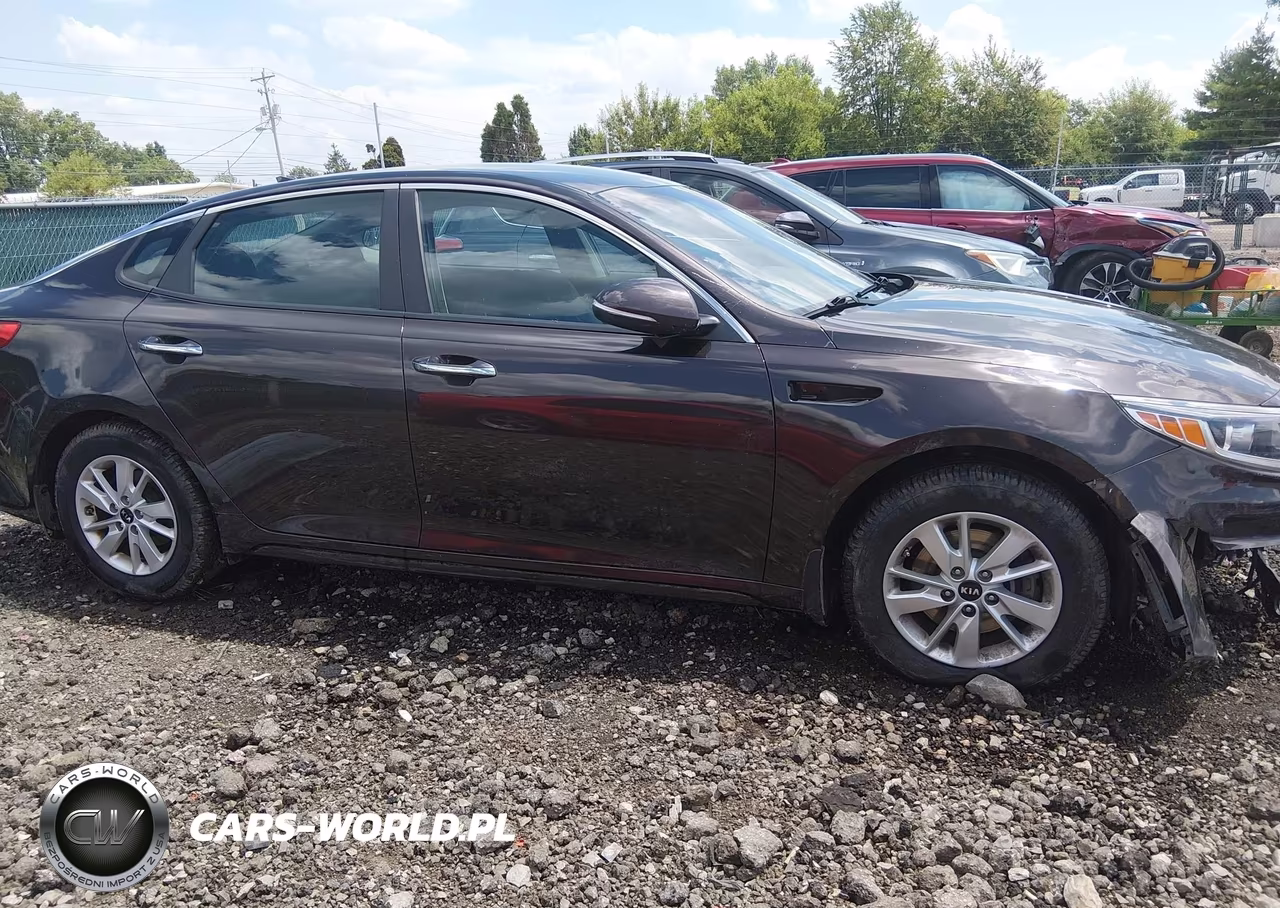 2018 Kia Optima Lx VIN:KNAGT4L39J5233993 - 14