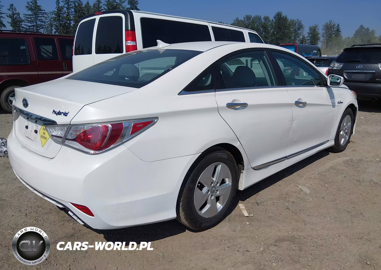 2011 Hyundai Sonata Hybrid VIN:KMHEC4A49BA002215 - 4