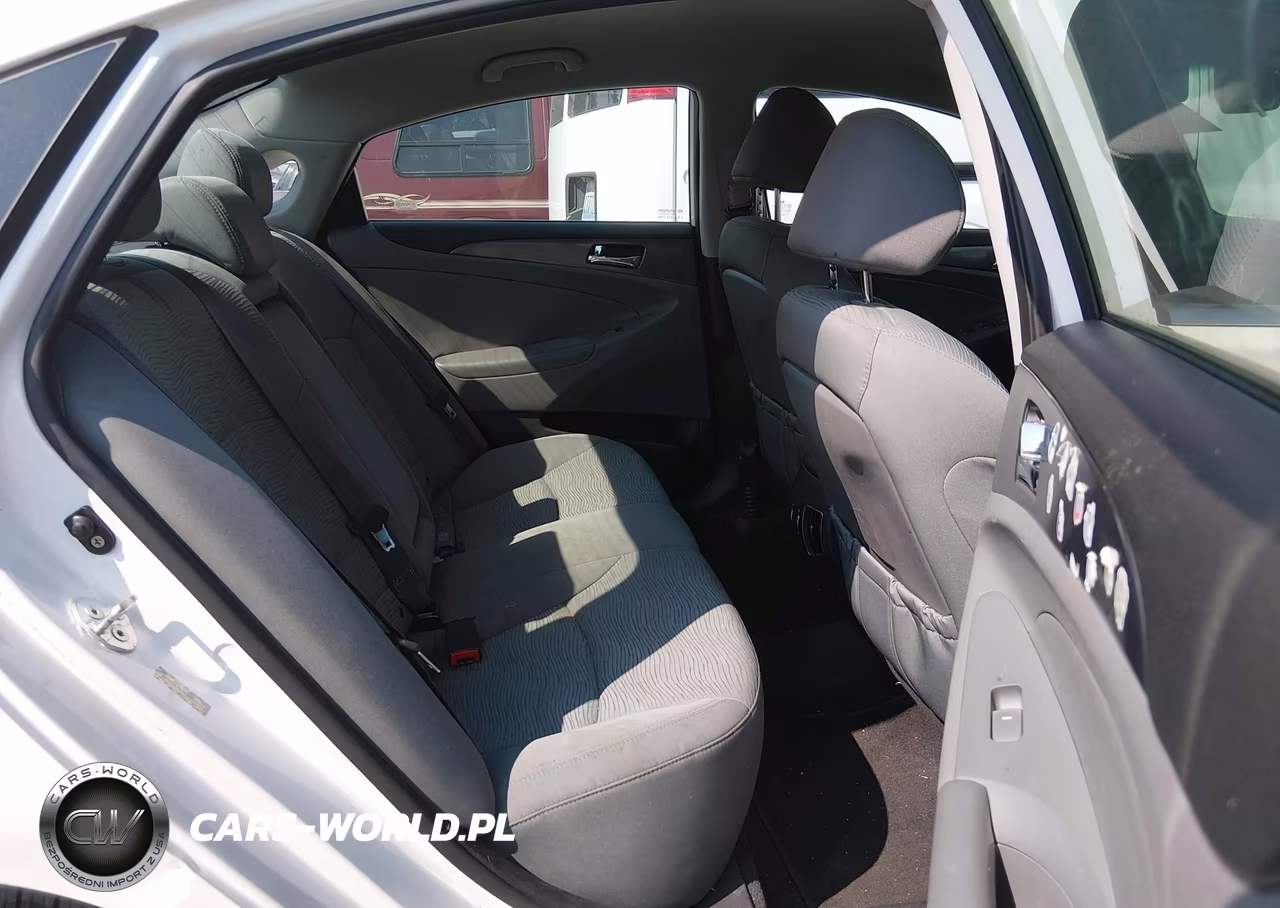 2011 Hyundai Sonata Hybrid VIN:KMHEC4A49BA002215 - 8