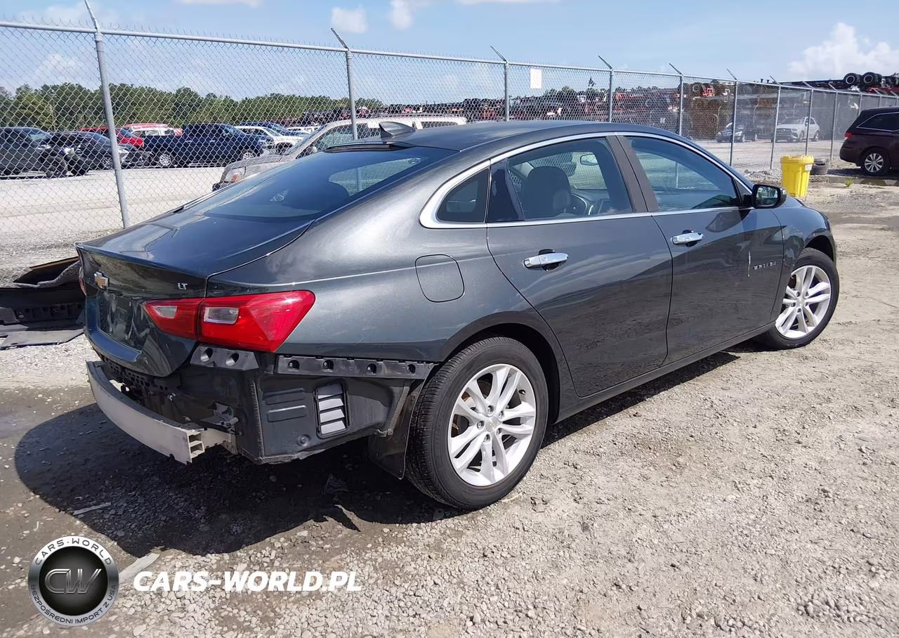2018 Chevrolet Malibu Lt VIN:1G1ZD5ST5JF136759 - 4
