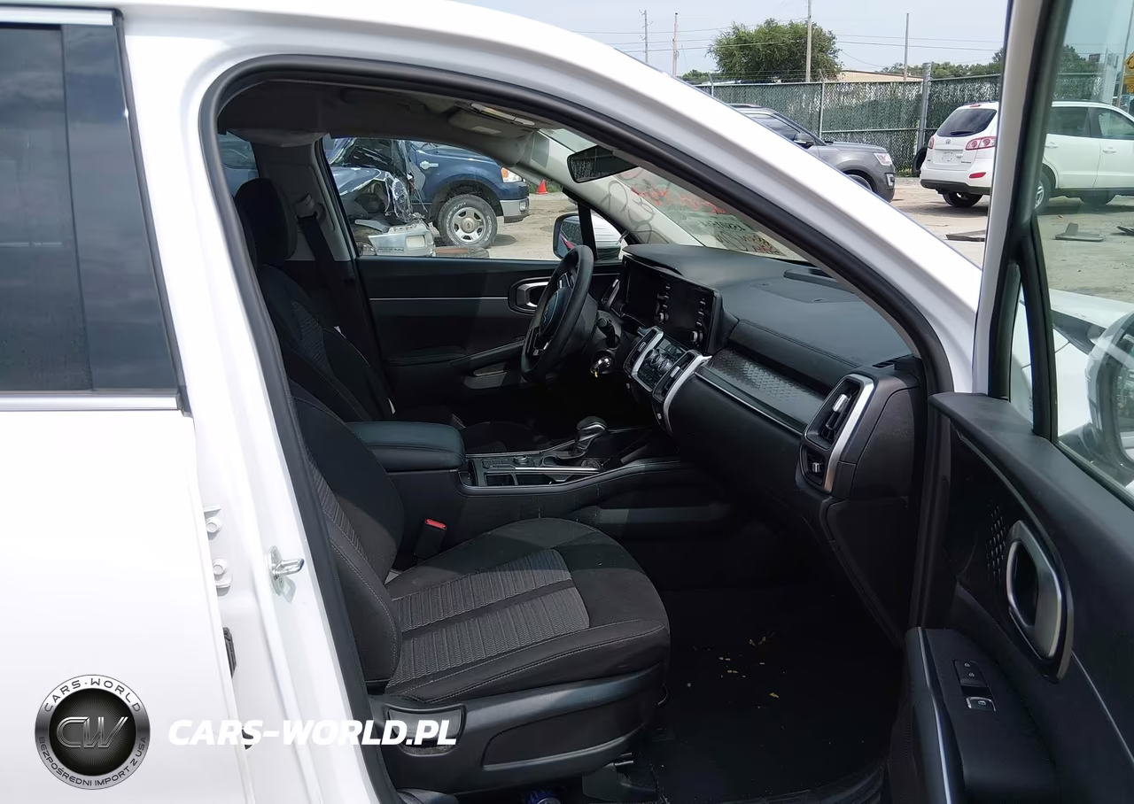 2023 Kia Sorento Lx VIN:5XYRGDLC8PG168117 - 5