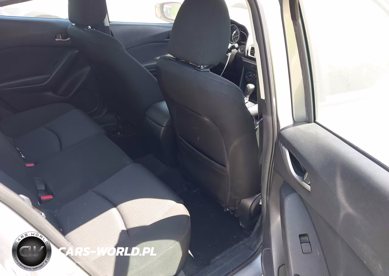 2015 Mazda Mazda3 I Sport VIN:3MZBM1U70FM197975 - 8