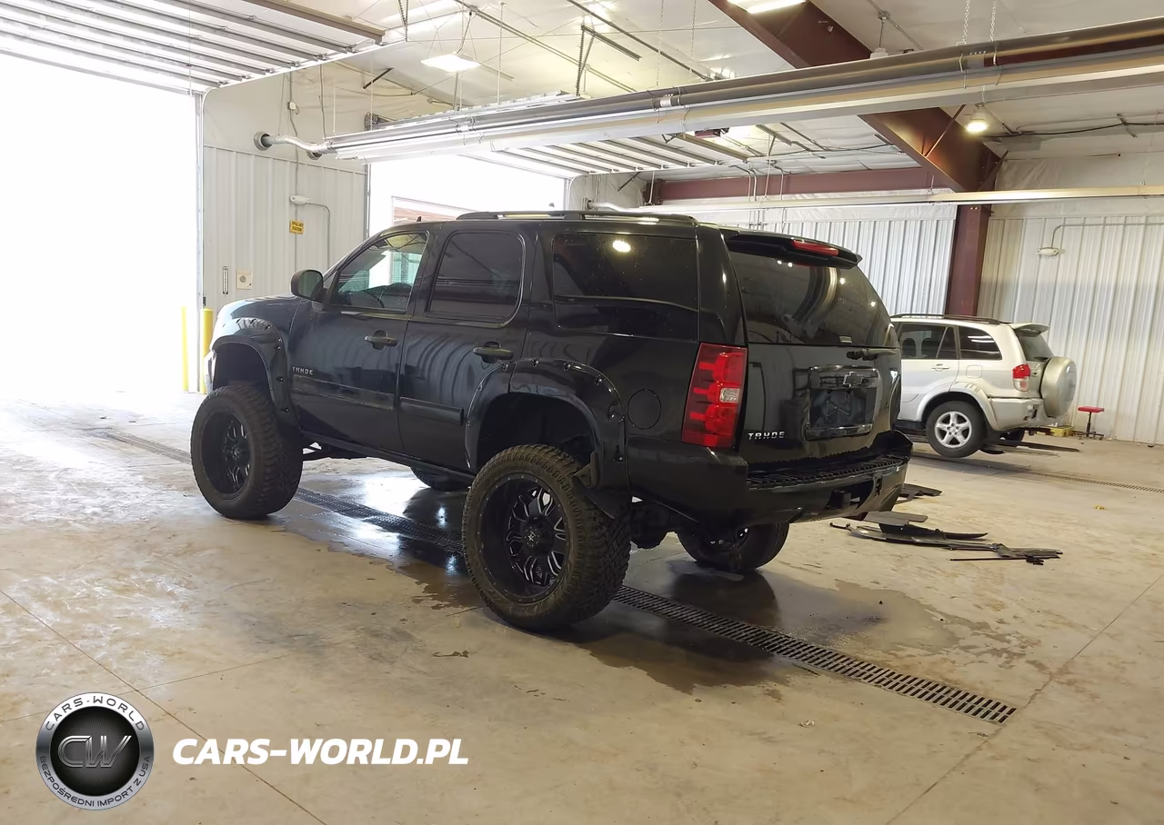 2012 Chevrolet Tahoe Commercial VIN:1GNSK4E0XCR192814 - 3