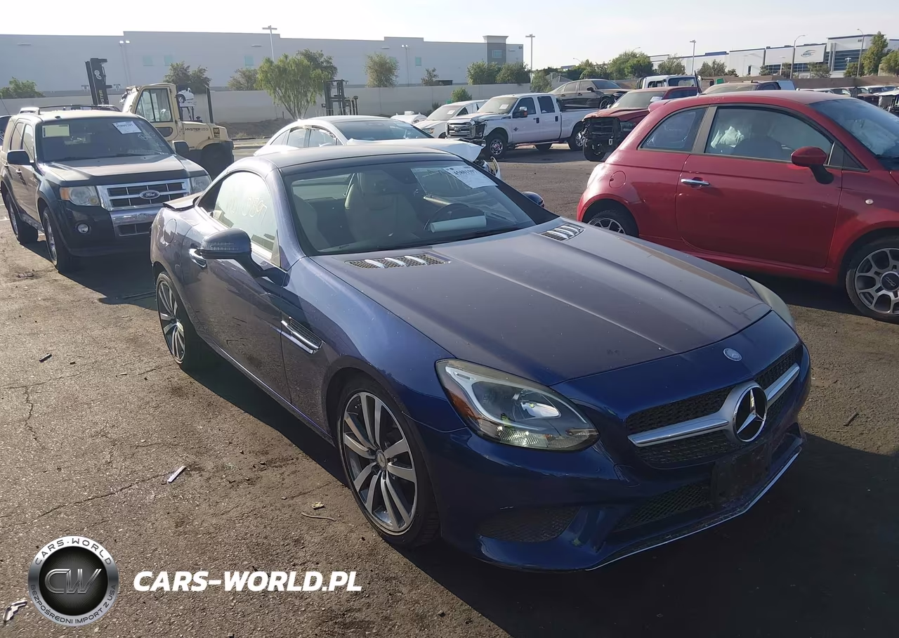 2017 Mercedes-Benz Slc 300