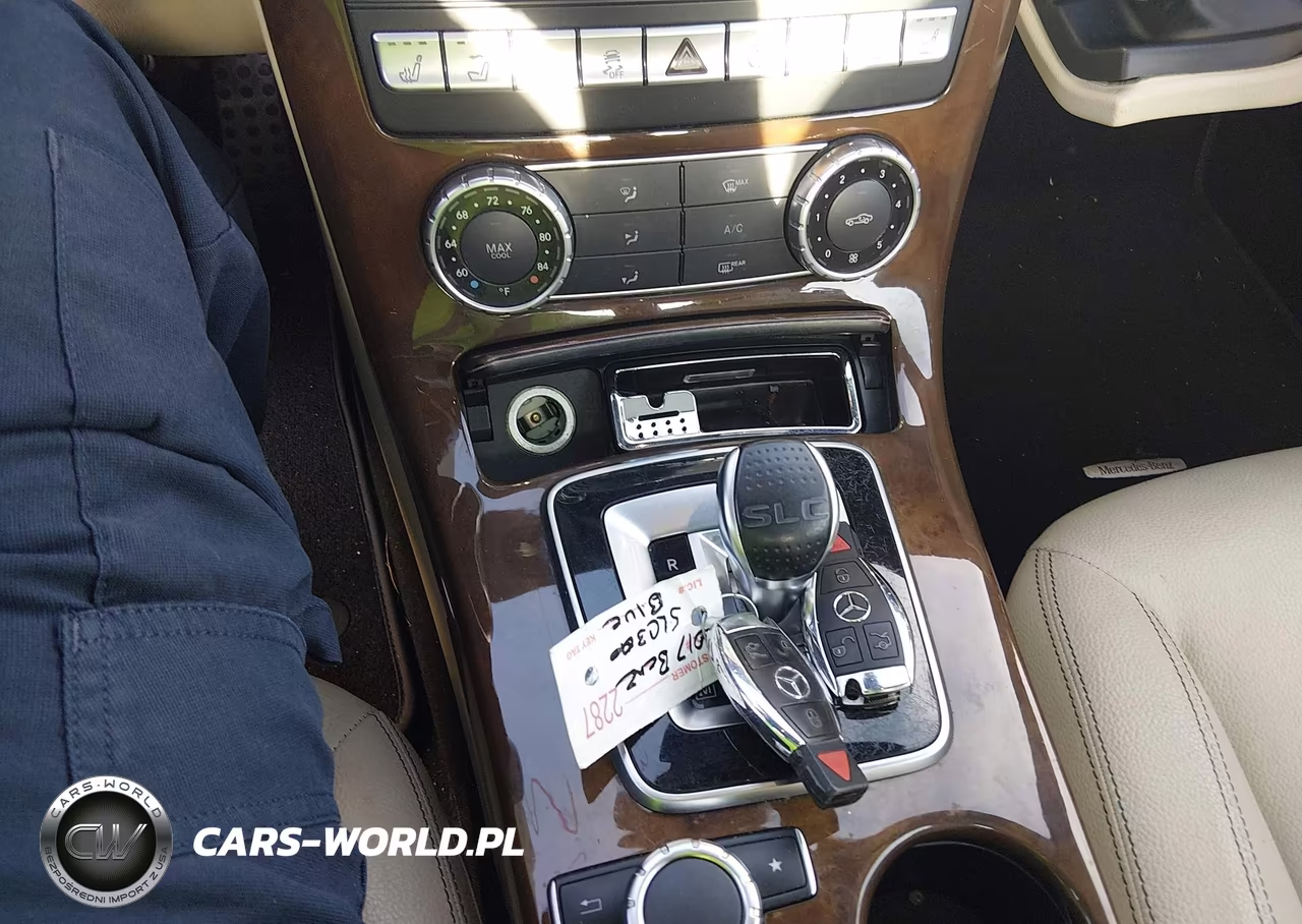 2017 Mercedes-Benz Slc 300 VIN:WDDPK3JA5HF138052 - 11