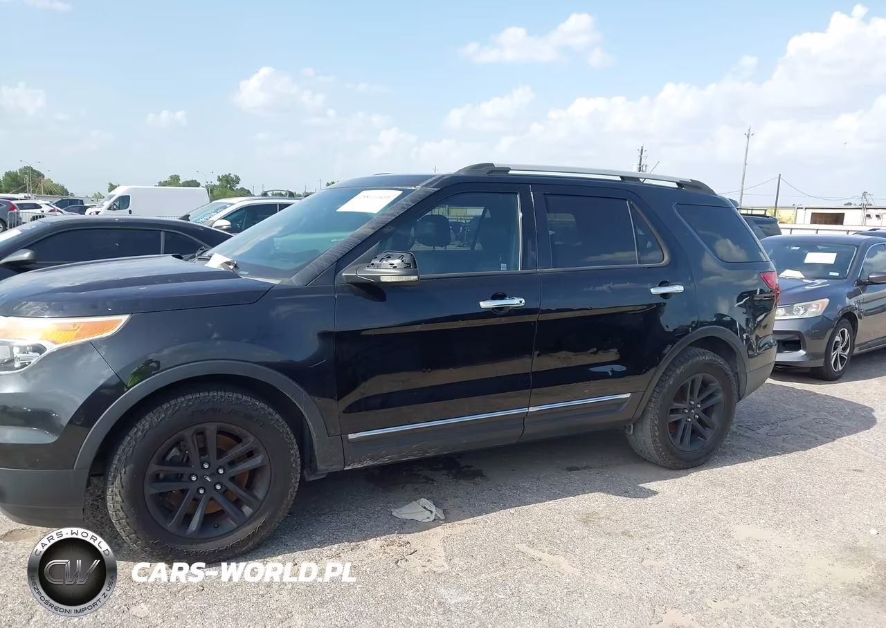 2015 Ford Explorer Xlt VIN:1FM5K7D97FGC63230 - 14