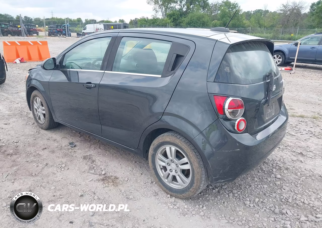 2015 Chevrolet Sonic Lt Auto VIN:1G1JC6SH2F4146878 - 3