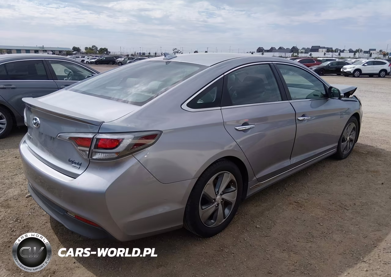 2016 Hyundai Sonata Hybrid Limited VIN:KMHE34L18GA012860 - 4