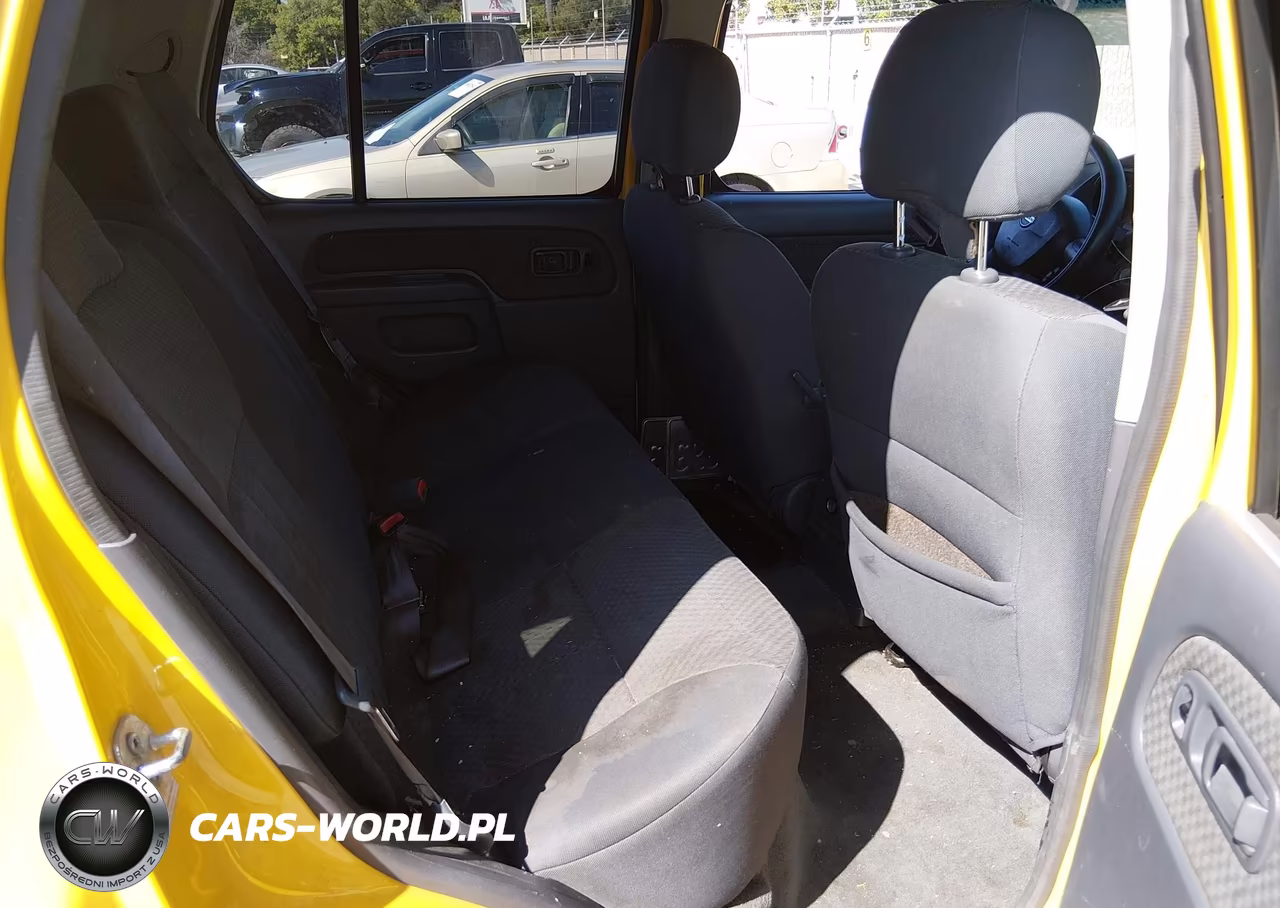 2004 Nissan Xterra Xe VIN:5N1ED28T64C676053 - 8