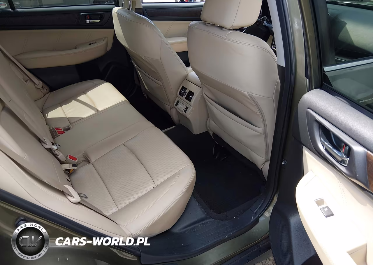 2018 Subaru Outback 2.5I Limited VIN:4S4BSANC3J3341576 - 8