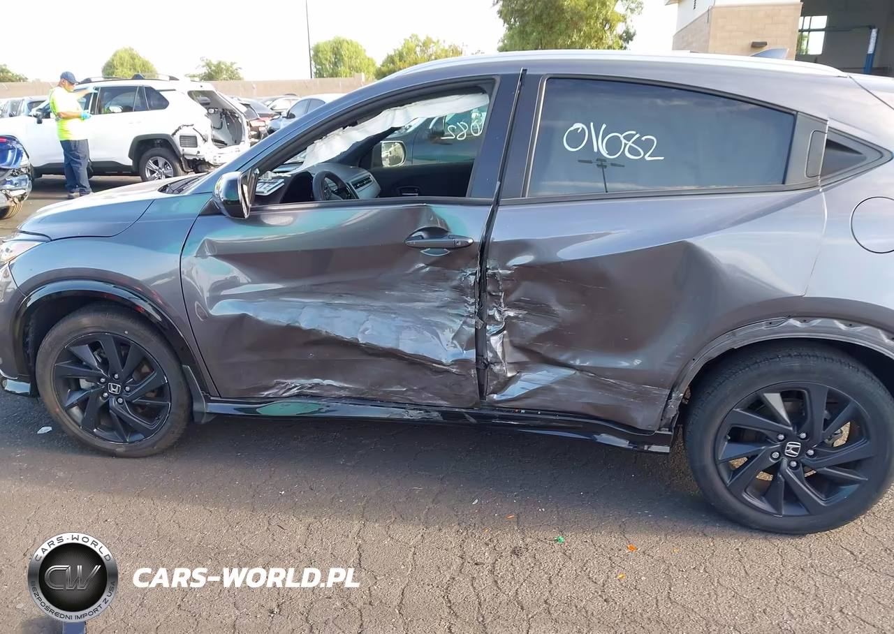 2021 Honda Hr-V 2Wd Sport VIN:3CZRU5H18MM714784 - 14