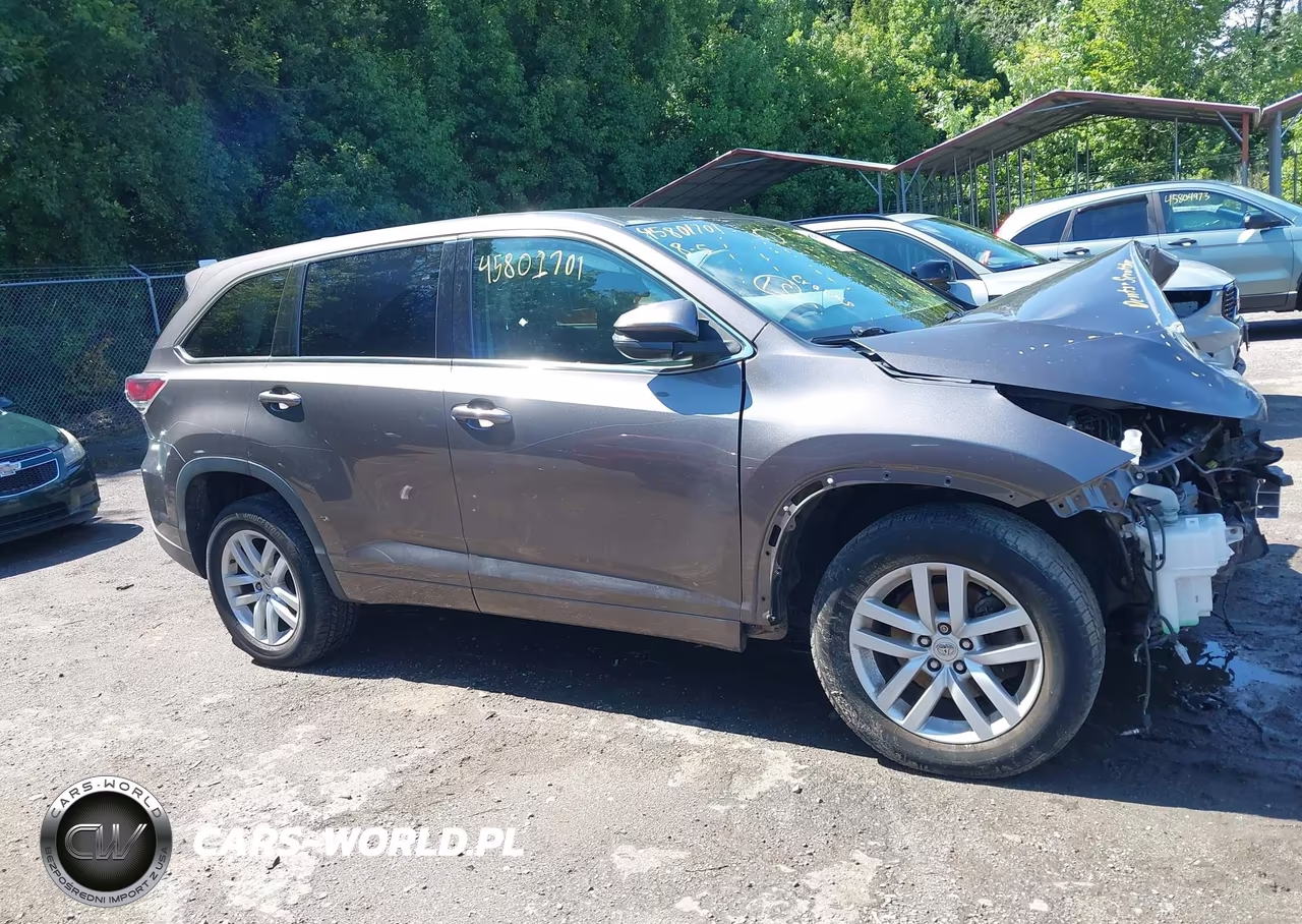 2015 Toyota Highlander Le VIN:5TDZARFH6FS014707 - 13