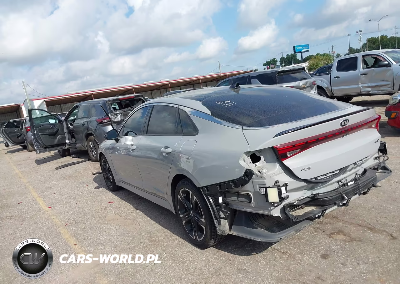 2021 Kia K5 Gt-Line VIN:5XXG64J2XMG010768 - 3
