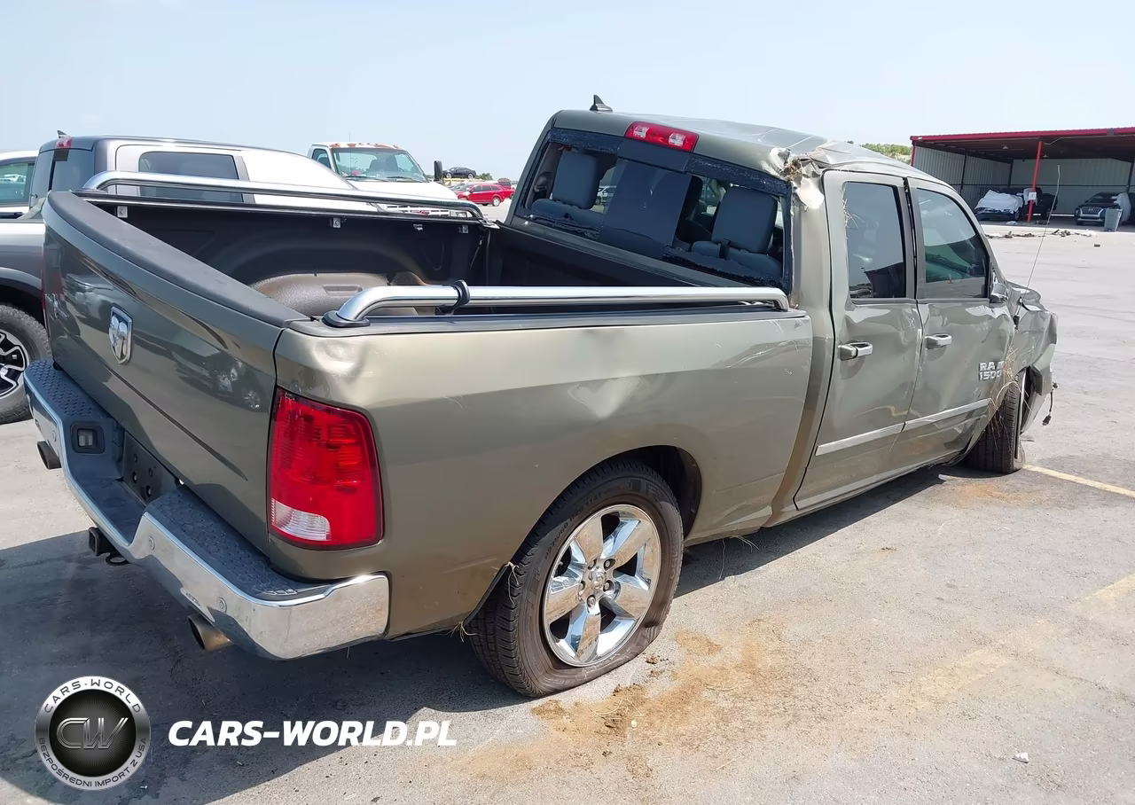 2015 Ram 1500 Lone Star VIN:1C6RR6GT7FS561574 - 4