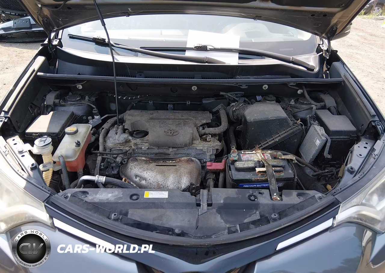 2018 Toyota Rav4 Xle VIN:2T3RFREV0JW790198 - 10