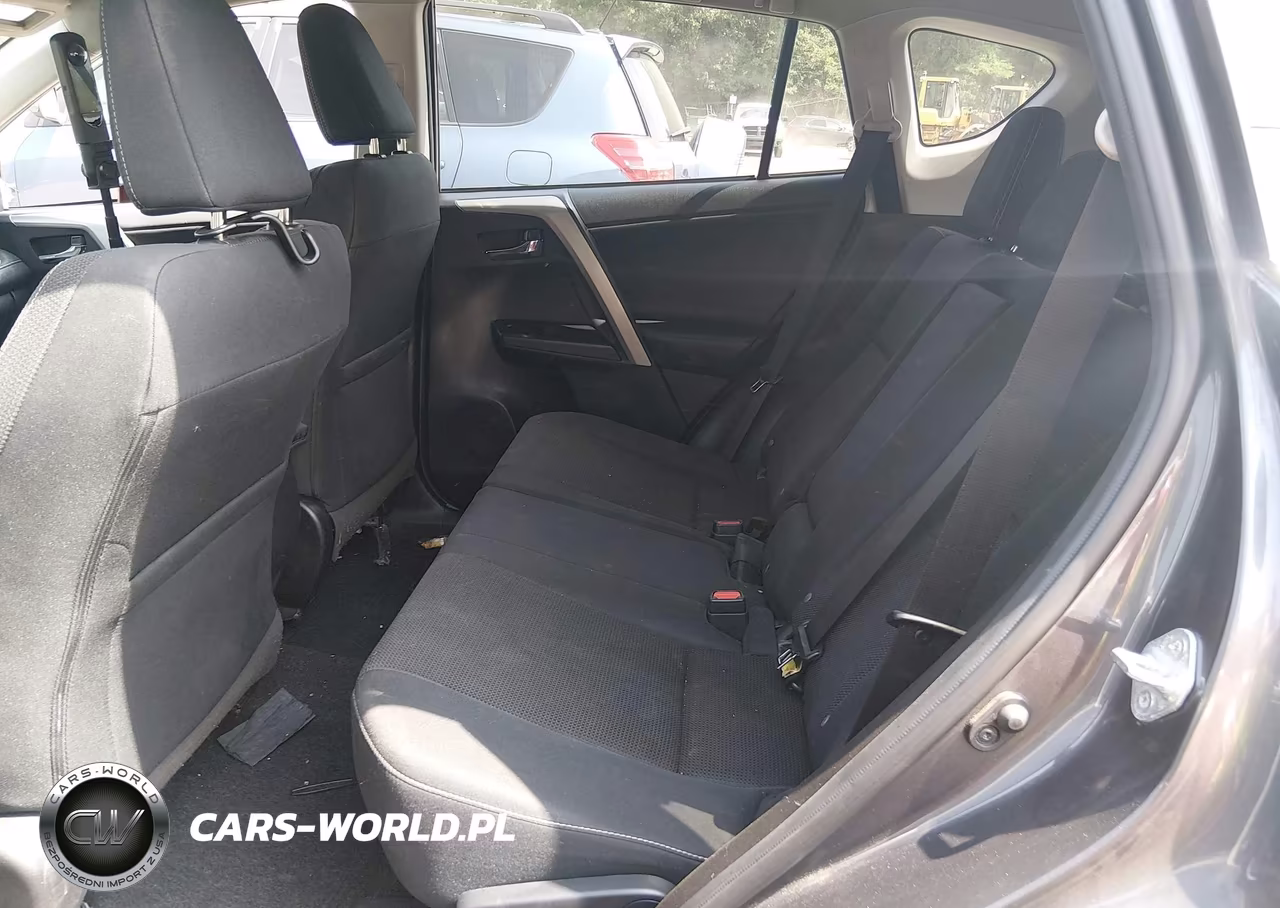 2018 Toyota Rav4 Xle VIN:2T3RFREV0JW790198 - 8