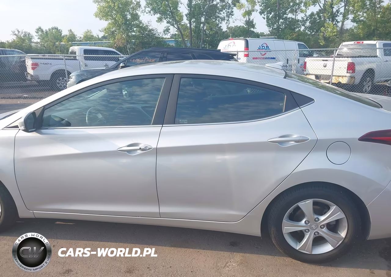 2016 Hyundai Elantra Value Edition VIN:5NPDH4AE9GH791248 - 15