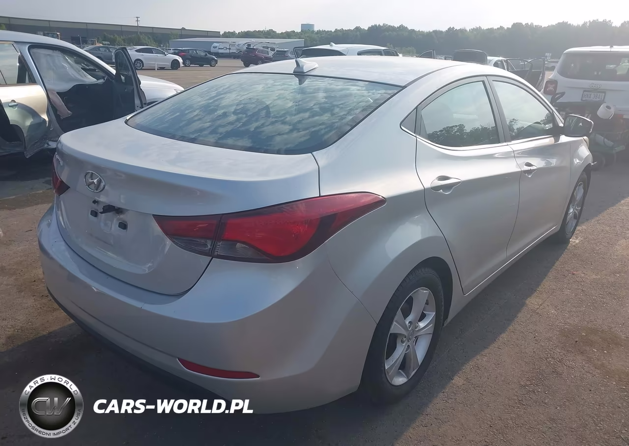 2016 Hyundai Elantra Value Edition VIN:5NPDH4AE9GH791248 - 4