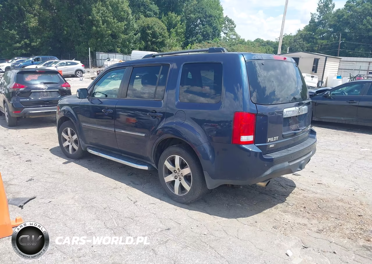 2012 Honda Pilot Touring VIN:5FNYF4H95CB057036 - 3
