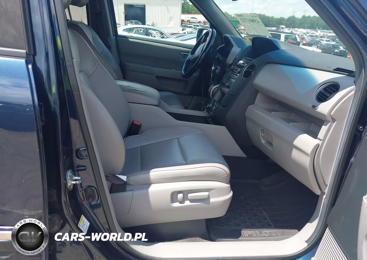 2012 Honda Pilot Touring VIN:5FNYF4H95CB057036 - 5