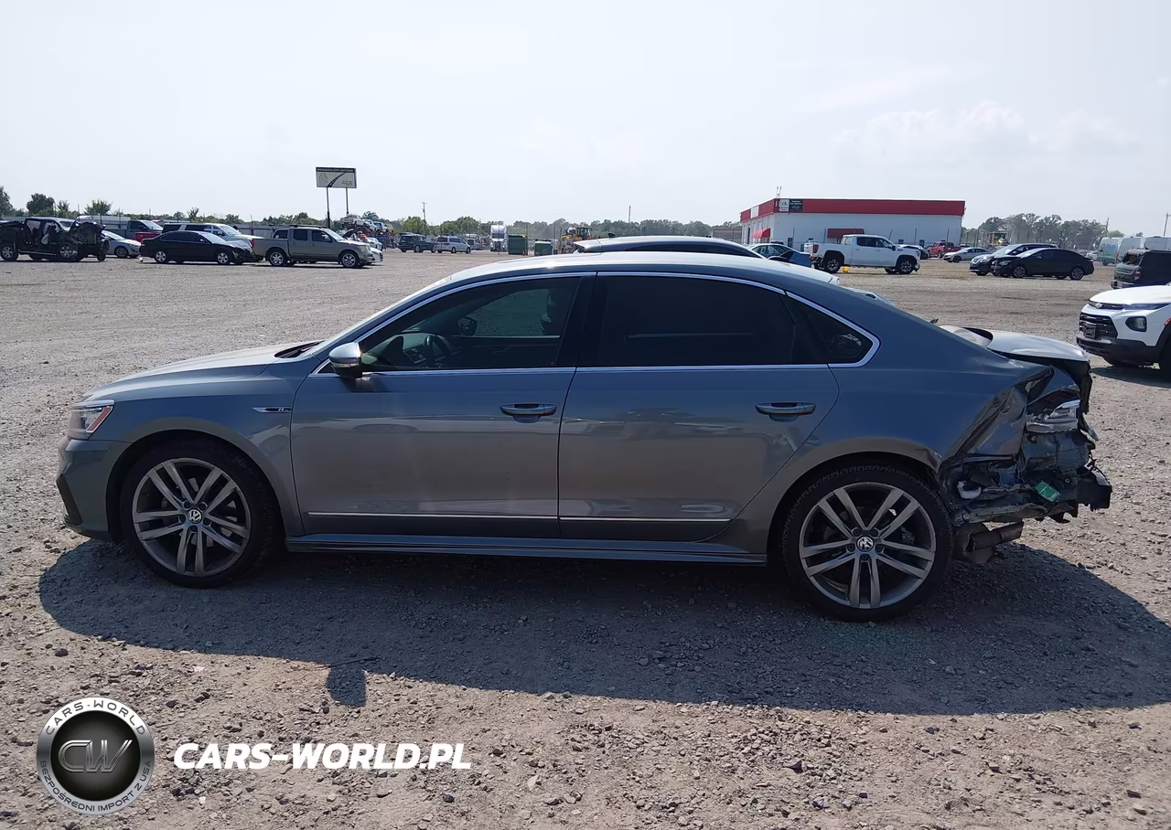 2019 Volkswagen Passat 2.0T Se R-Line VIN:1VWMA7A37KC009017 - 15