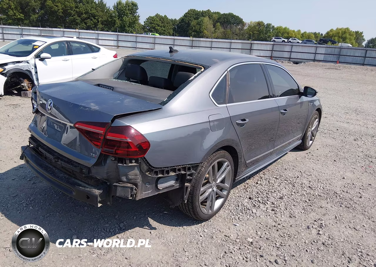 2019 Volkswagen Passat 2.0T Se R-Line VIN:1VWMA7A37KC009017 - 4