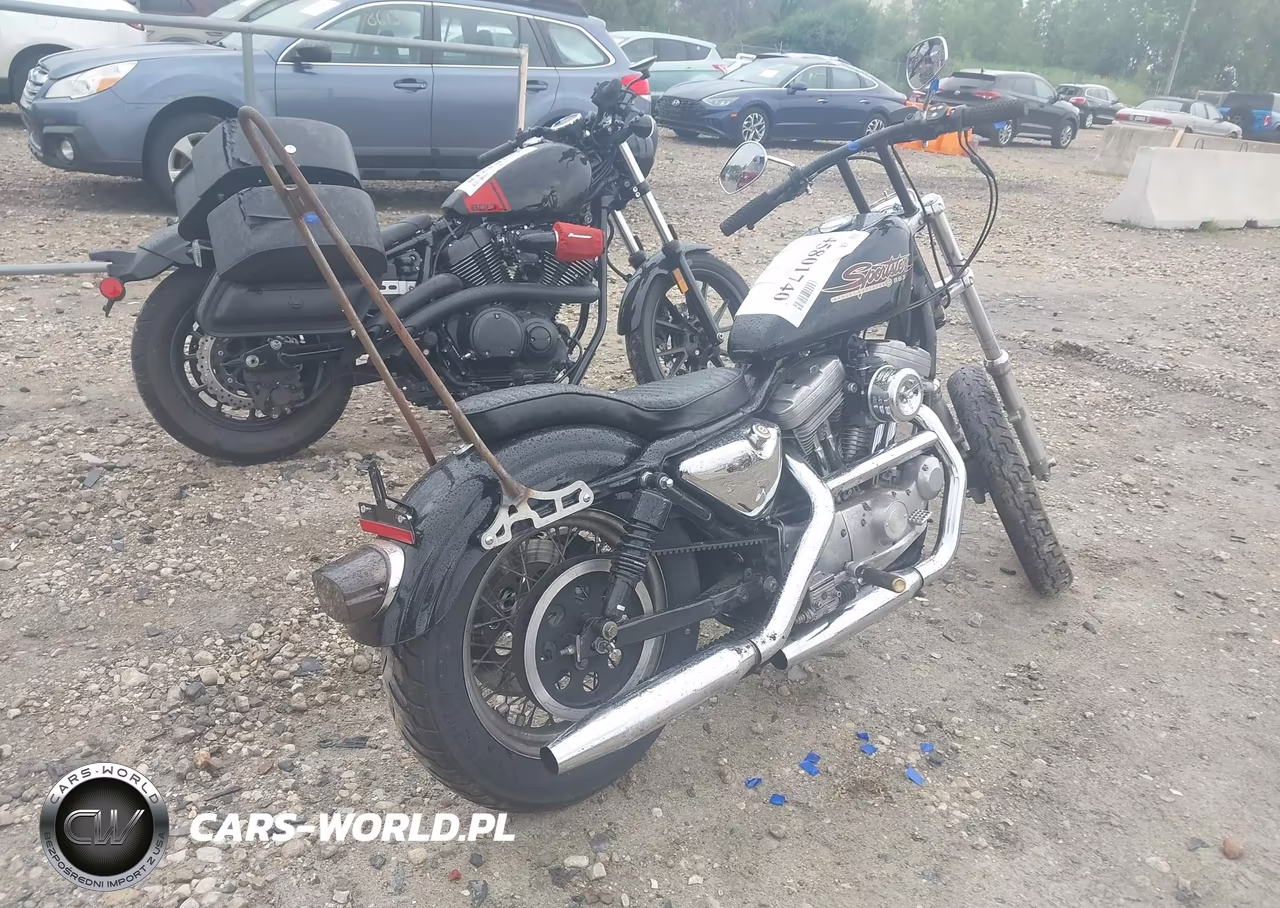 1998 Harley-Davidson Xl883 VIN:1HD4CAM12WY209184 - 4