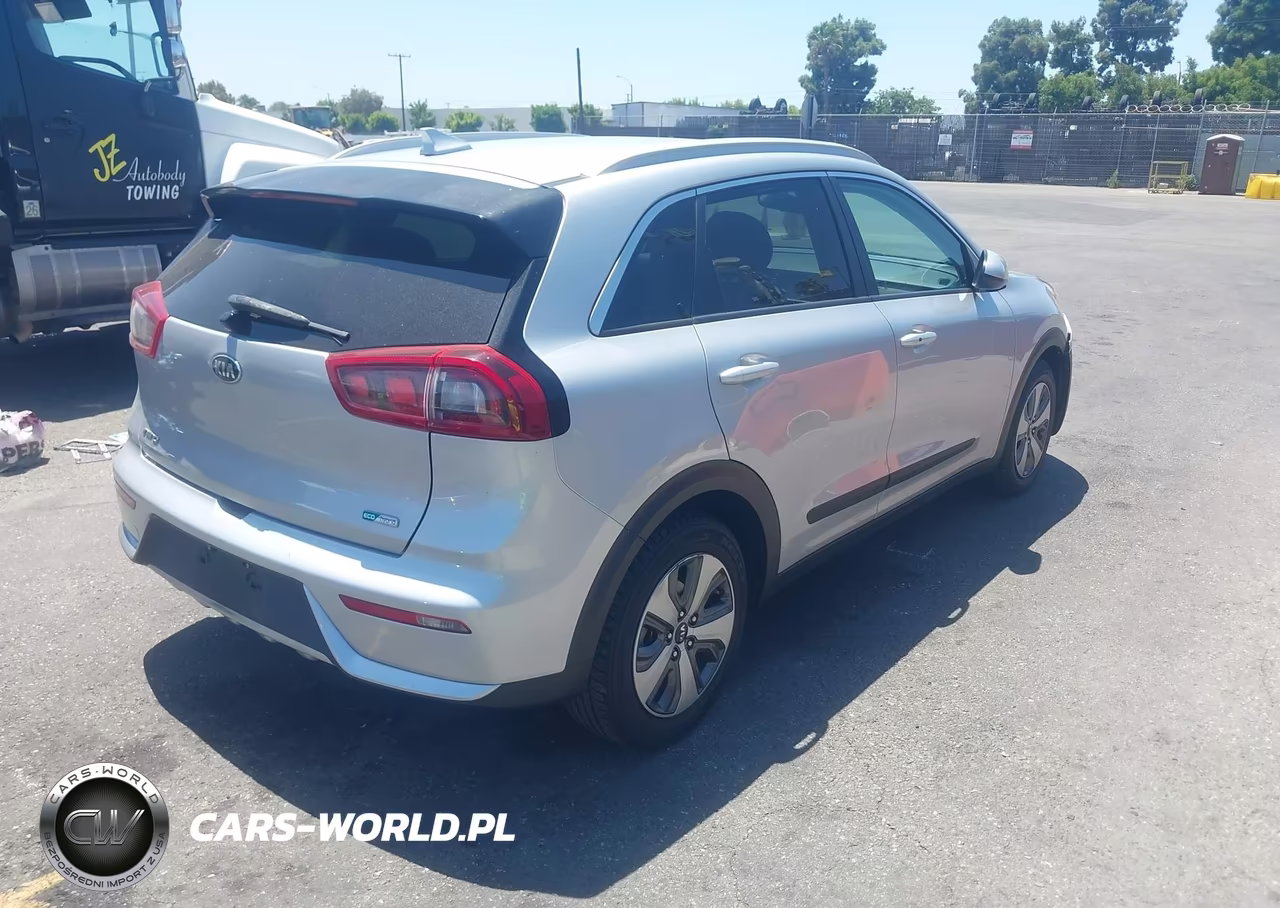 2019 Kia Niro Lx VIN:KNDCB3LC6K5267003 - 4