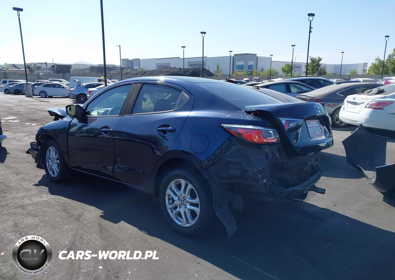 2017 Toyota Yaris Ia VIN:3MYDLBYV7HY157175 - 3
