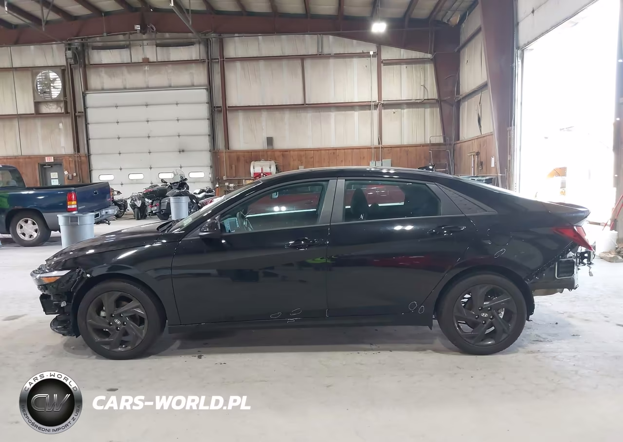 2026 Hyundai Elantra Sel Sport VIN:KMHLM4DG4TU115726 - 15