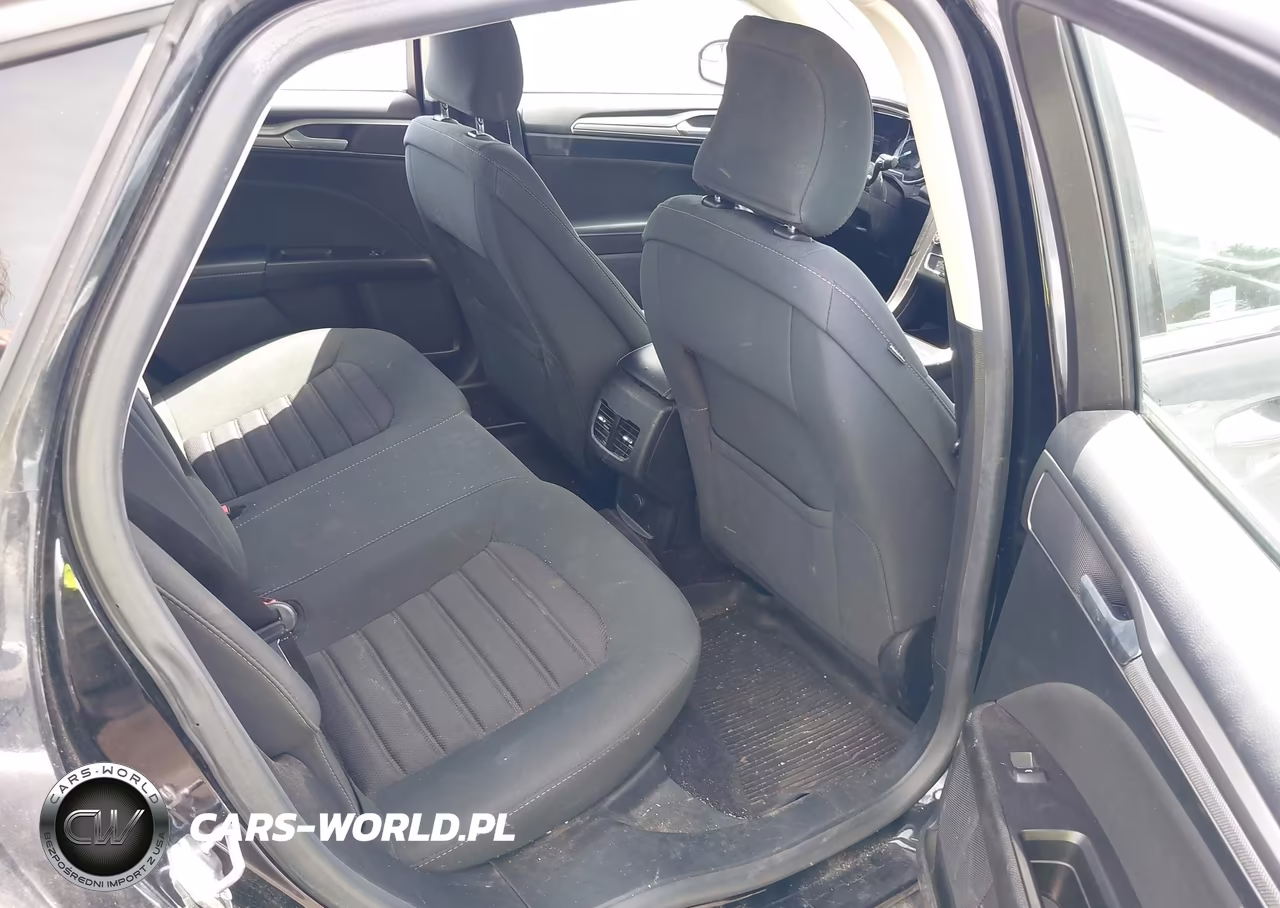 2017 Ford Fusion Se VIN:3FA6P0HD5HR332093 - 8