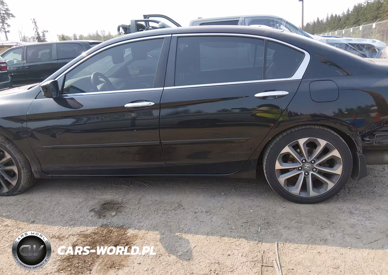 2014 Honda Accord Sport VIN:1HGCR2F55EA107176 - 15